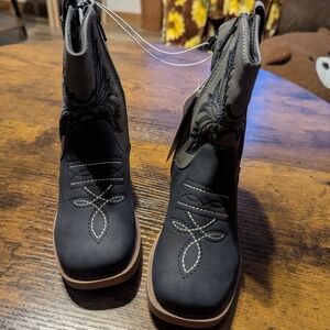 Size 10 Toddler Boys Gray And Navy Cowboy Boots